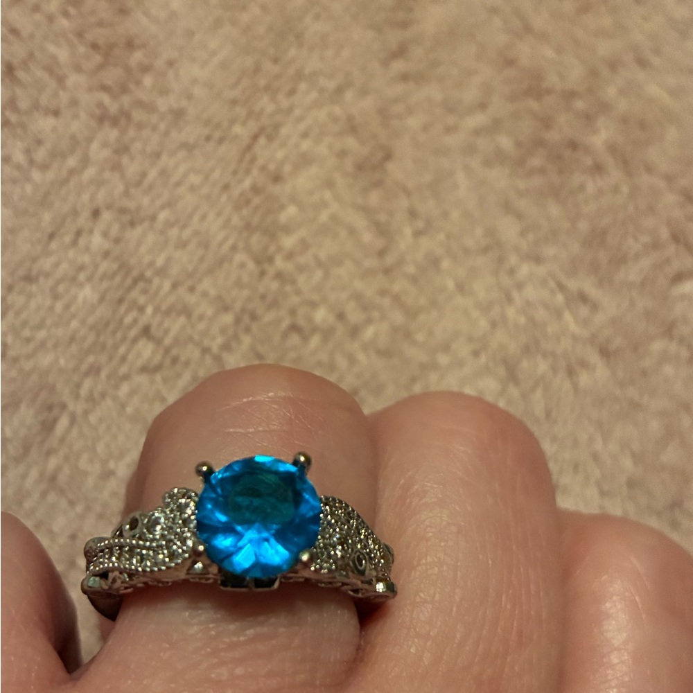 Elegant Blue Gemstone Silver Ring - Picture 11 of 15